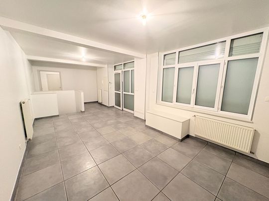 Location Appartement 3 pièces 43m² LILLE 59000 - Photo 1