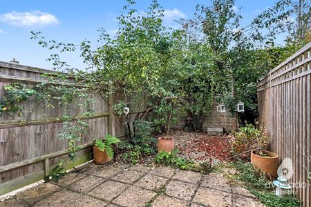2 bed end of terrace house to rent in Curlew Cottage, Fencott, Kidlington - Photo 5