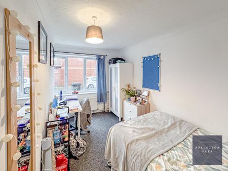 3 bedroom private hall to rent - Photo 2