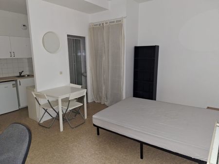 Location Appartement 1 pièce 23m² BORDEAUX 33000 - Photo 5