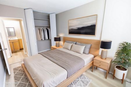 Mainstreet Plaza - Photo 5