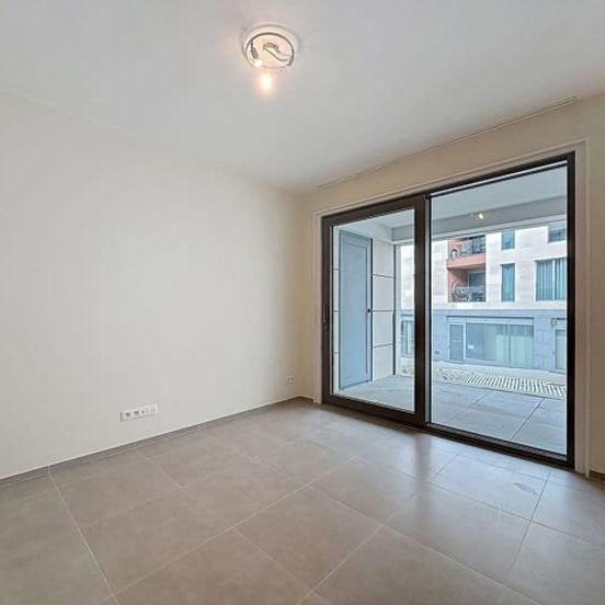 Appartement te huur - Photo 1
