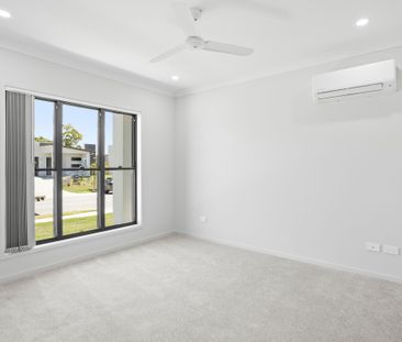 Modern Family Home in a Peaceful Pocket - Photo 4