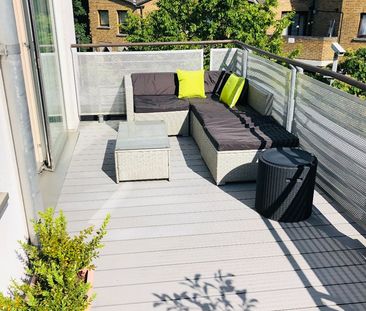 1 Bed Flat, Cityview, SE7 - Photo 1