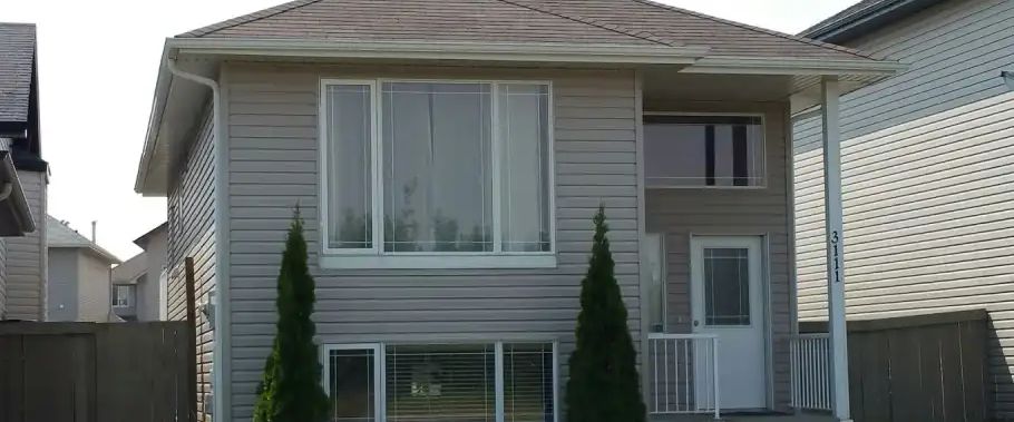 Cozy main floor Suite | 3111 33 Avenue Northwest, Edmonton - Photo 1