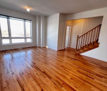 For Lease - 10 Dockside Way, Whitby, Ontario - Photo 1