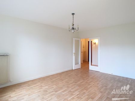 APPARTEMENT EN REZ DE CHAUSSEE RENOVE - Photo 4