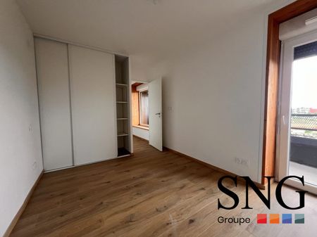 T2 AVEC BALCON ET PARKING - Photo 2