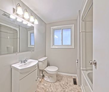 For Lease - 30A Amos Avenue, Waterloo, Ontario - Photo 5