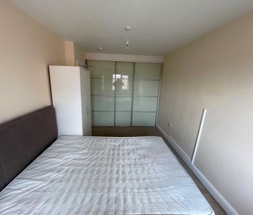 5 Bed Semi-Detached House, Humber Road, CV3 - Photo 4