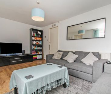 2 bedroom semi-detached house to rent - Photo 1