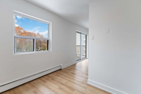 For Lease - 530 Proudfoot Lane Unit# 402, London North, Ontario - Photo 3