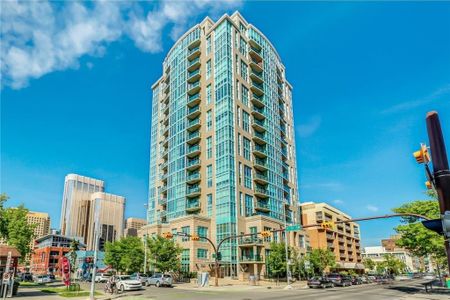 2 Bedroom, 2 Bath Beltline Condo! - Photo 2