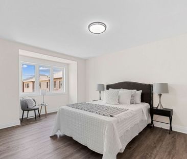 For Lease - 3307 Thunderbird Promenade, Pickering, Ontario - Photo 5