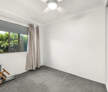 Modern Comfort in a Convenient Merewether Location - Photo 5