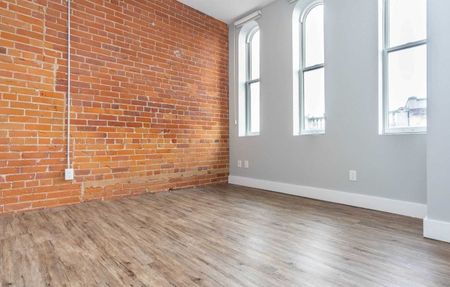 For Lease - 2870 Dundas Street Unit# 308, Toronto, Ontario - Photo 4