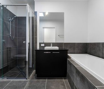 **RECEIVE ONE MONTH’S FREE RENT, ASK US HOW! Modern Townhome for Le... - Photo 6