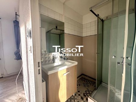 Location Appartement 1 pièce 22m² NIMES 30000 - Photo 2