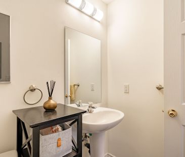 For Lease - 67 Enroutes Street, Toronto, Ontario - Photo 6