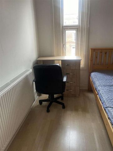 Mansfield Road, Nottingham, NG1 - Photo 4