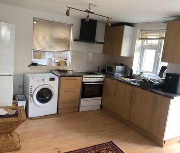 2 bedroom bungalow to rent - Photo 2