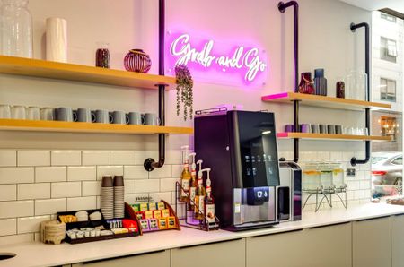 1 bedroom private hall to rent - Photo 2