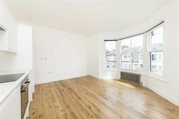 Avignon Road, Brockley, SE4 - Photo 1