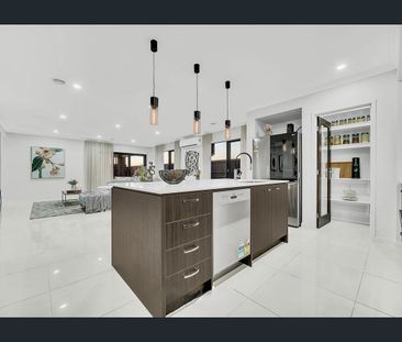 Modern Family Home with Multiple Living Areas in Prime Clyde North ... - Photo 4