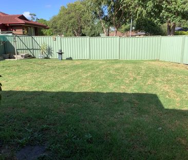 3-BEDROOM HOME IN PRIME LOCATION – WALK TO KNOX CITY SHOPPING CENTRE! - Photo 2