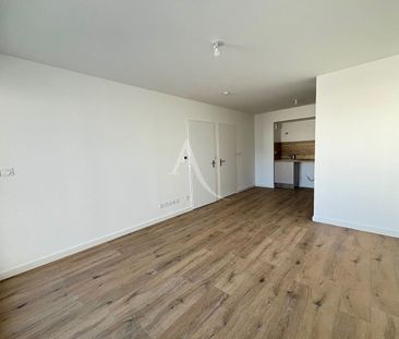 Location Appartement 2 pièces 42m² - Photo 3