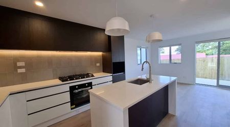 Fabulous Family Home - Photo 4