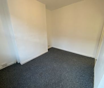 3 Bed Terraced House, Kipling Avenue, CH42 - Photo 4