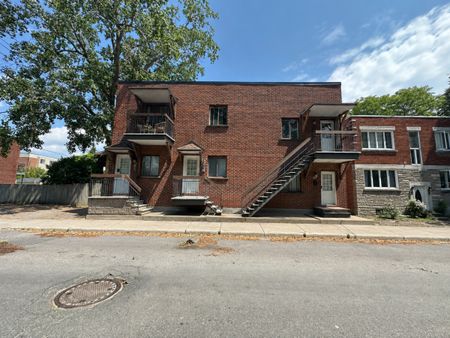 52 8e Avenue - Photo 5