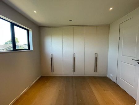 Modern 3BR Townhouse in Wesley - Photo 2