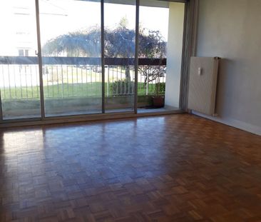 Location Appartement 2 pièces 49m² BOIS GUILLAUME 76230 - Photo 2