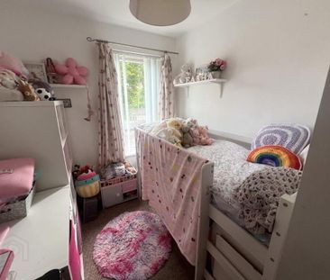 22 Clonard Gardens, Belfast, BT13 2RH - Photo 5