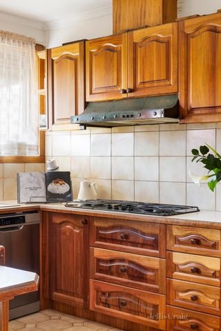 205 Gilbert Road, Preston VIC 3072 - House For Rent | Domain - Photo 5