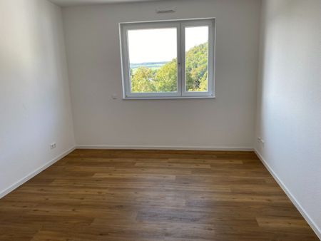 *WBS erforderlich!* Sonne pur! Moderne 3-Zimmer Wohnung mit EBK und Dachterrasse - Photo 4