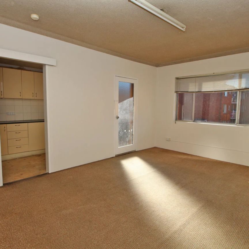 TWO BEDROOM IN GREAT LOCATION! - Photo 1