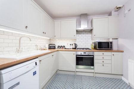 2 bedroom flat to rent - Photo 5