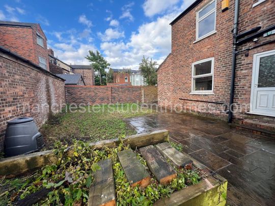 Birch Grove, Manchester, M14 5JX - Photo 1