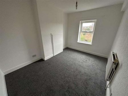 Salacre Lane, Upton, CH49 - Photo 3