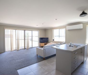 QUALITY FAMILY HOME - Photo 2