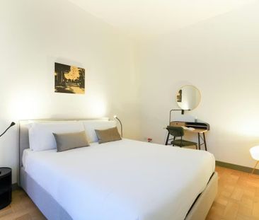 Alzaia Naviglio Pavese, Milan, Lombardy 20143 - Photo 6