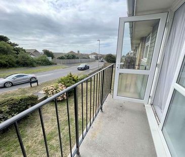 Sutton Avenue, Peacehaven, BN10 - Photo 6