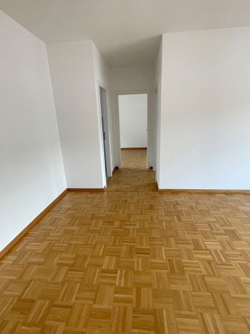 Rent a 3 rooms apartment in Pregassona - Foto 4