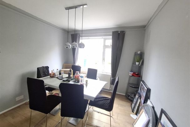 Barnacres Road, HEMEL HEMPSTEAD - Photo 1