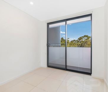 "Modern 2-Bedroom Apartment with Secure Parking in Wentworthville" - Photo 1