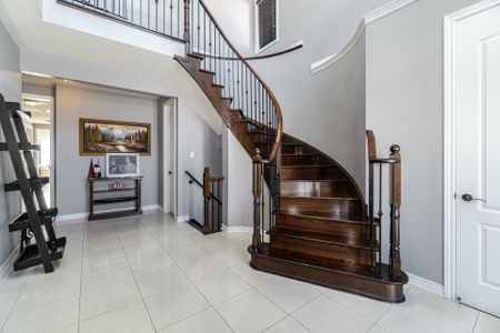 For Lease - 36 Intrigue Trail, Brampton, Ontario - Photo 5