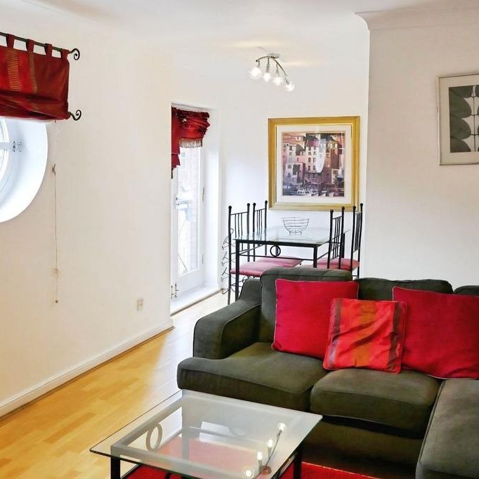 2 bedroom flat to rent - Photo 1